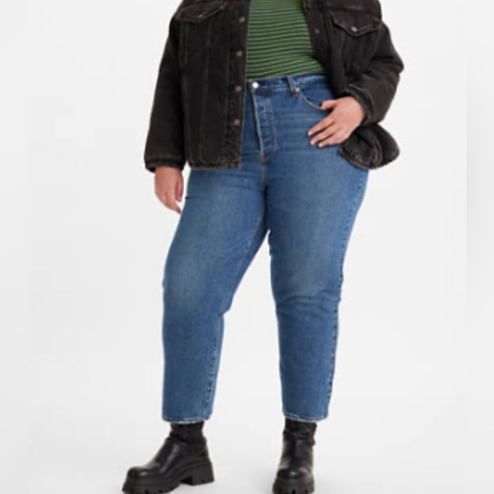 Levi’s Ribcage Straight Ankle Jean Valley View Dark Wash Size 22W